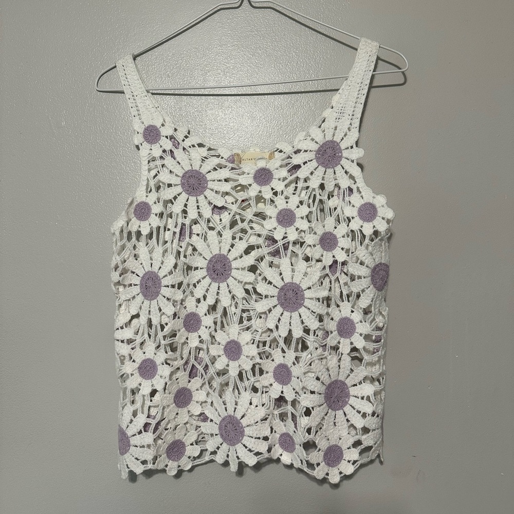 Altard State size small crochet purple & white flower tank top.